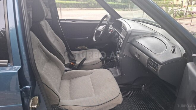 LADA (VAZ) 2115 2004, 272,000 km - 1.5 л - Yevlax