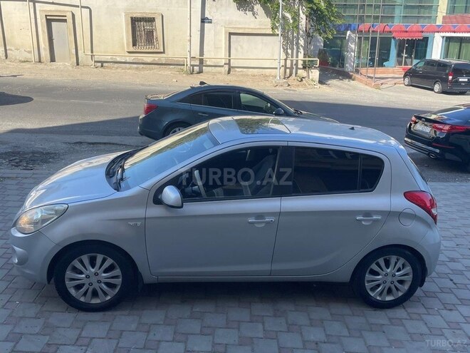 Hyundai i20 2009, 112,000 km - 1.6 l - Bakı
