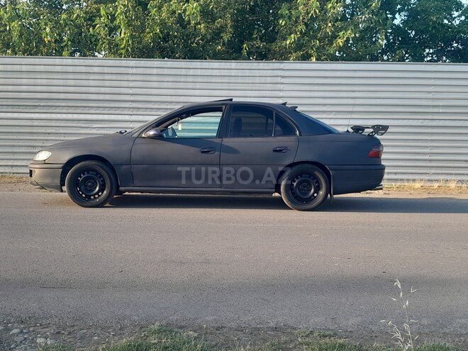Opel Omega 1995, 200,000 km - 2.0 l - Bərdə