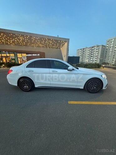 Mercedes C 300 4MATIC 2016, 182,300 km - 2.0 l - Bakı
