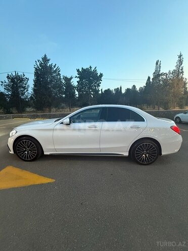 Mercedes C 300 4MATIC 2016, 182,300 km - 2.0 l - Bakı