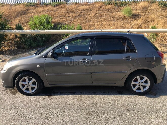 Toyota Corolla 2004, 375,635 km - 1.4 l - Bakı