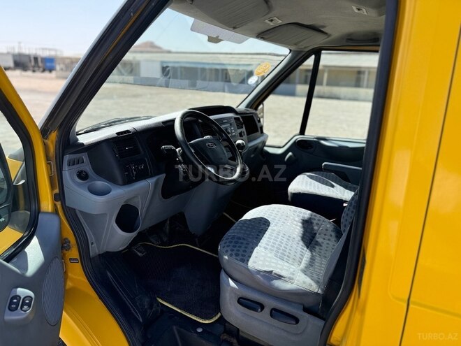 Ford Transit 2009, 252,000 km - 2.4 л - Bakı