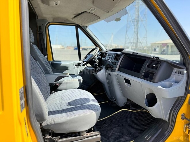 Ford Transit 2009, 252,000 km - 2.4 л - Bakı