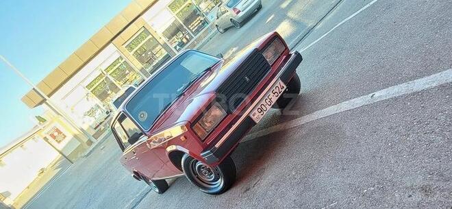 LADA (VAZ) 2107-2