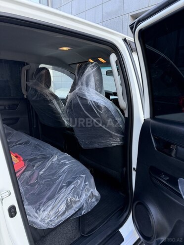 Toyota Hilux 2020, 110,000 km - 2.4 l - Bakı