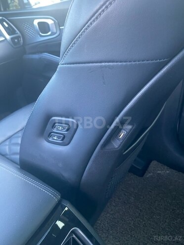 Kia Sorento-9