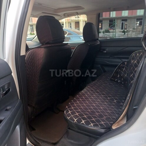 Mitsubishi Outlander 2014, 223,344 km - 2.4 l - Bakı