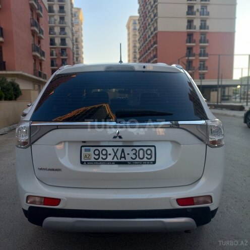 Mitsubishi Outlander 2014, 223,344 km - 2.4 l - Bakı