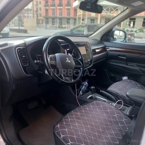 Mitsubishi Outlander 2014, 223,344 km - 2.4 l - Bakı