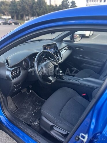 Toyota C-HR 2018, 91,500 km - 2.0 л - Bakı