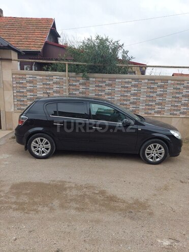 Opel Astra 2009, 150,000 km - 1.4 л - Bakı