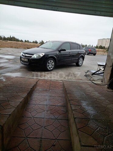 Opel Astra 2009, 150,000 km - 1.4 л - Bakı