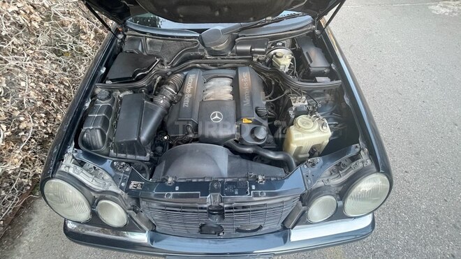 Mercedes E 240 1998, 376,225 km - 2.4 l - Bakı
