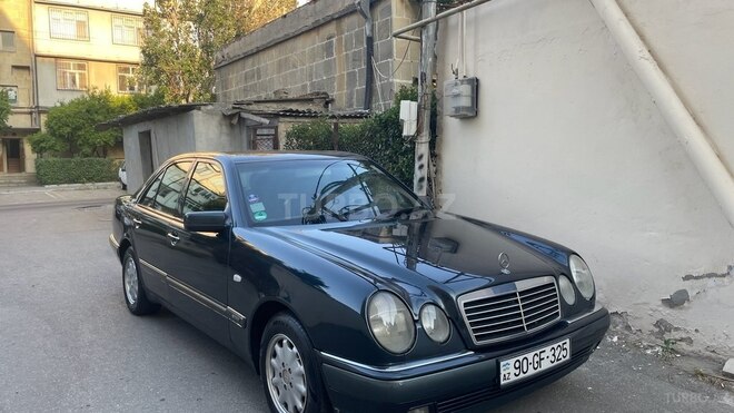 Mercedes E 240 1998, 376,225 km - 2.4 l - Bakı