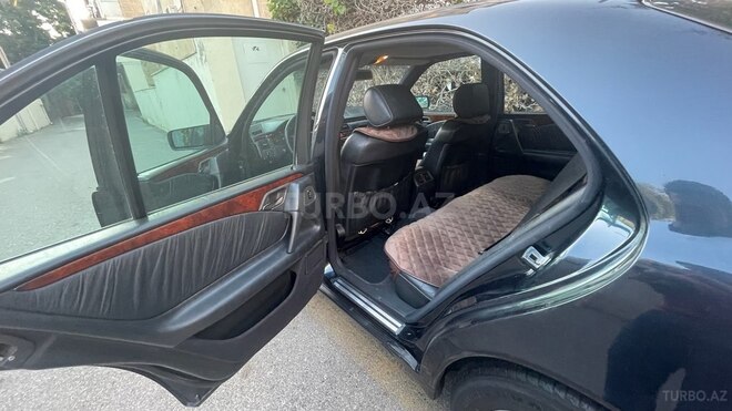 Mercedes E 240 1998, 376,225 km - 2.4 l - Bakı