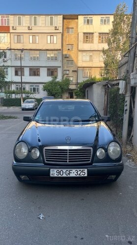 Mercedes E 240 1998, 376,225 km - 2.4 l - Bakı
