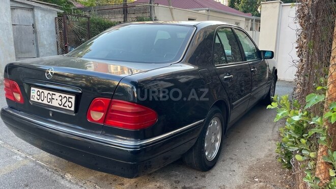 Mercedes E 240 1998, 376,225 km - 2.4 l - Bakı