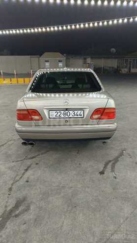 Mercedes E 240 1999, 360,000 km - 2.4 л - Gəncə