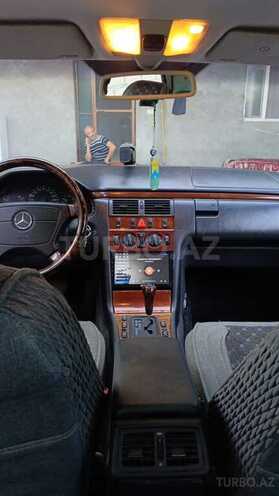 Mercedes E 240 1999, 360,000 km - 2.4 л - Gəncə