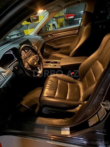 Honda Accord-16
