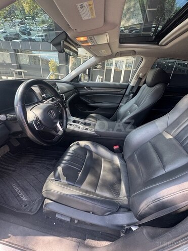 Honda Accord-9