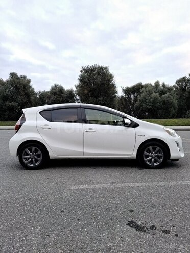 Toyota Aqua 2015, 70,000 km - 1.5 l - Bakı