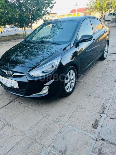 Hyundai Accent 2010, 239,000 km - 1.6 l - Masallı