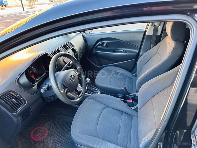 Kia Rio-14