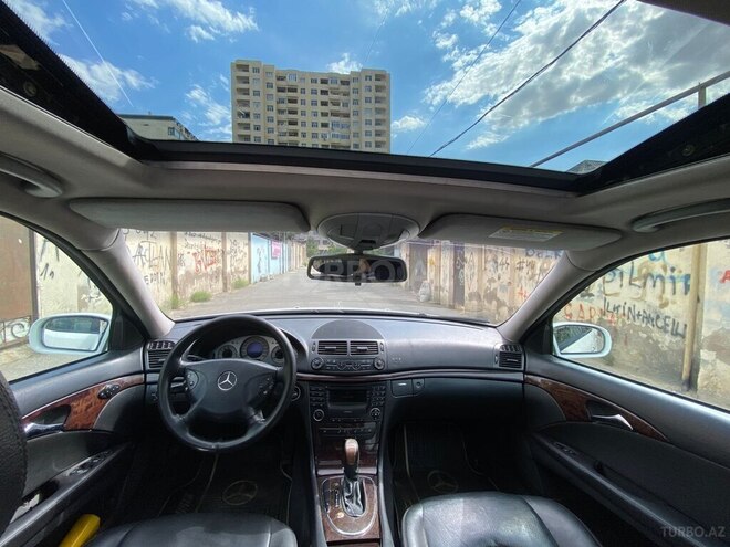 Mercedes E 220 d 2004, 310,000 km - 2.2 l - Bakı