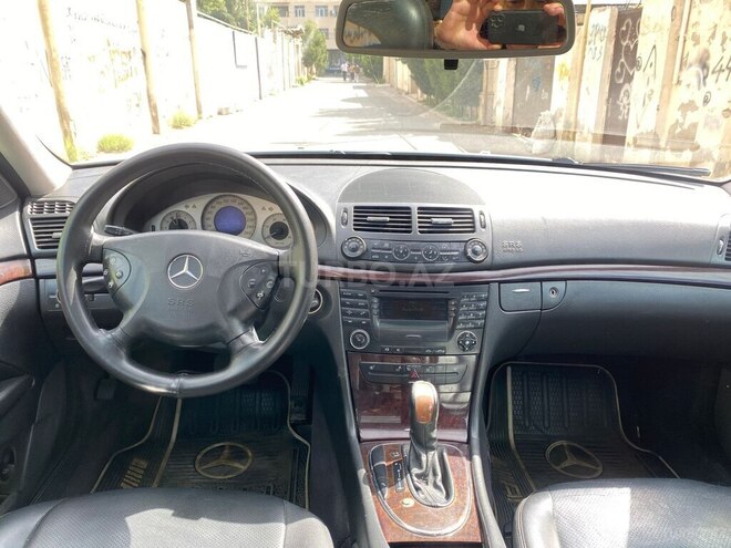 Mercedes E 220 d 2004, 310,000 km - 2.2 l - Bakı