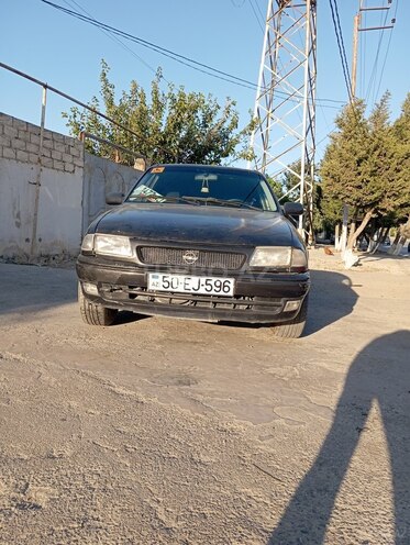 Opel Astra 1996, 414,770 km - 1.8 l - Sumqayıt