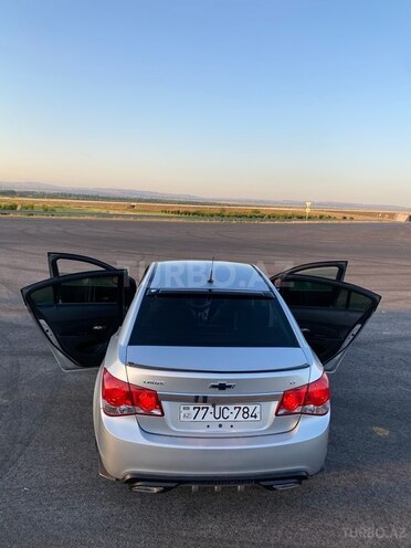 Chevrolet Cruze 2014, 303,851 km - 1.4 l - Qazax