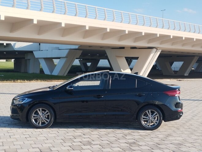 Hyundai Avante 2015, 65,270 km - 1.6 l - Bakı