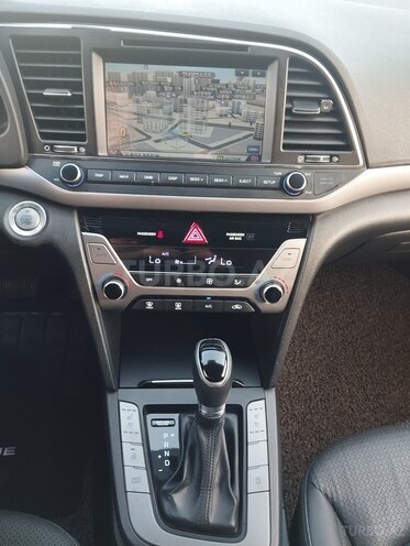 Hyundai Avante 2015, 65,270 km - 1.6 l - Bakı