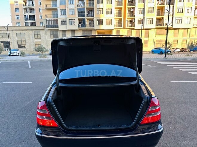 Mercedes E 240 2002, 216,000 km - 2.4 л - Sumqayıt