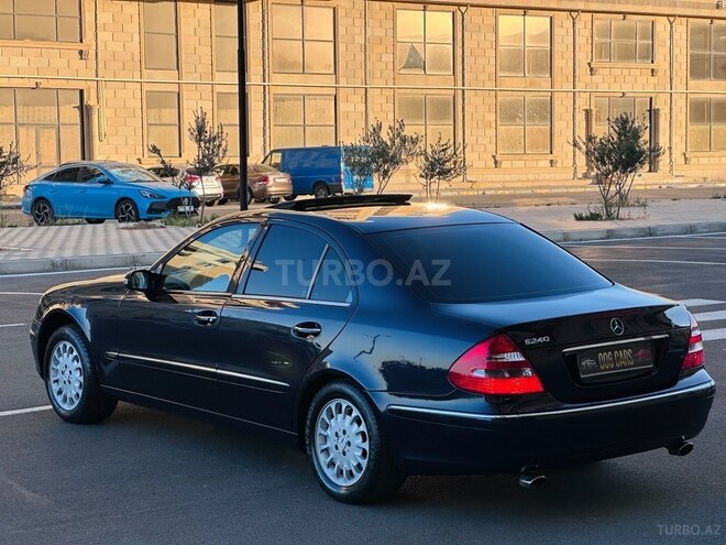 Mercedes E 240 2002, 216,000 km - 2.4 л - Sumqayıt