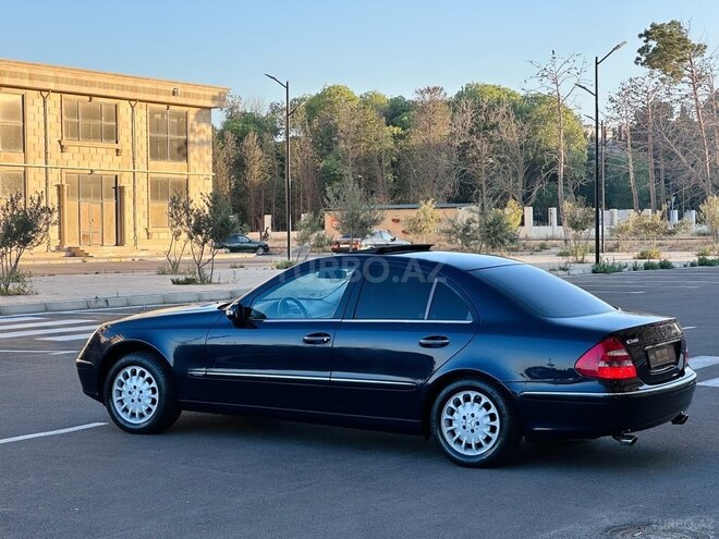 Mercedes E 240 2002, 216,000 km - 2.4 л - Sumqayıt