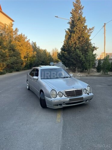 Mercedes E 320 2000, 270,000 km - 3.2 l - Bakı