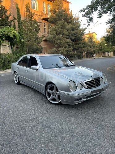 Mercedes E 320 2000, 270,000 km - 3.2 l - Bakı