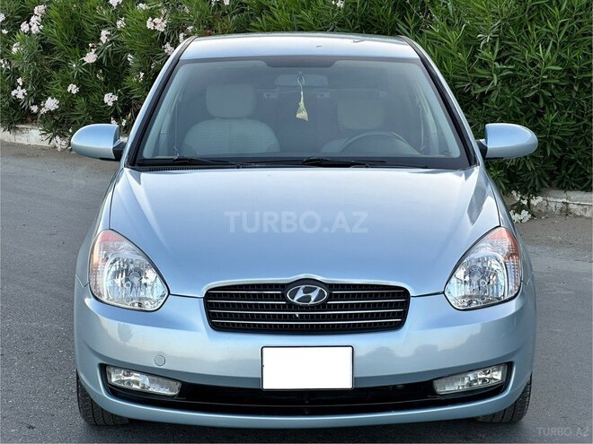 Hyundai Accent-3