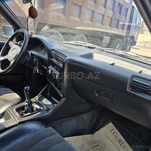 BMW 325 1987, 216,000 km - 2.5 l - Gəncə