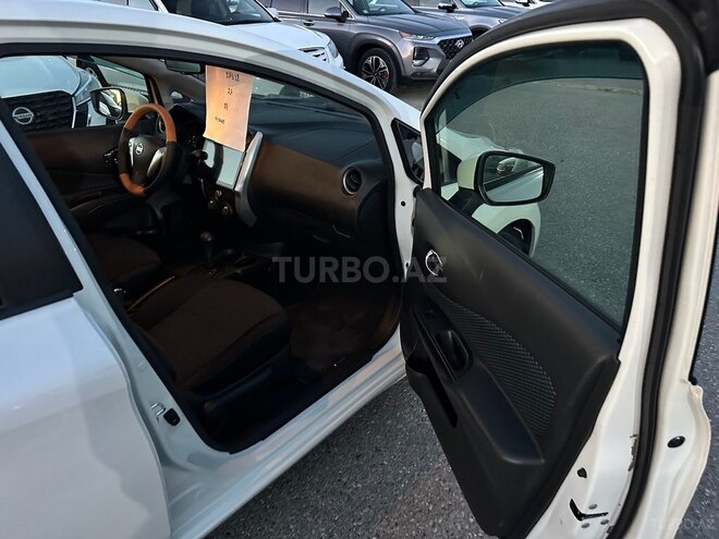 Nissan Note-15