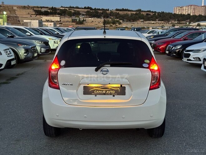 Nissan Note-8