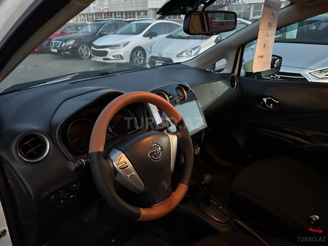 Nissan Note-9