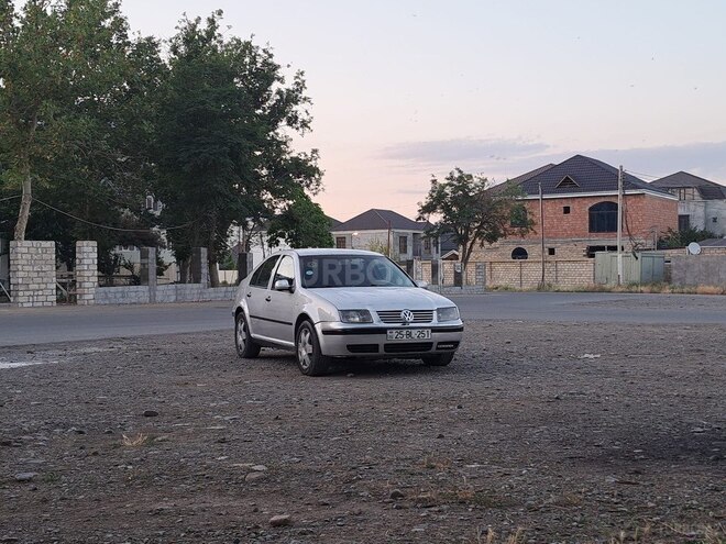 Volkswagen Bora 1999, 277,077 km - 1.6 l - Gəncə