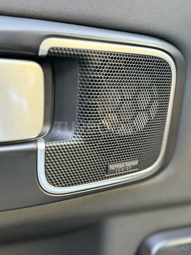 Land Rover Range Rover-13