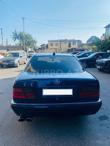 Mercedes E 320 1995, 380,000 km - 3.2 l - Bakı