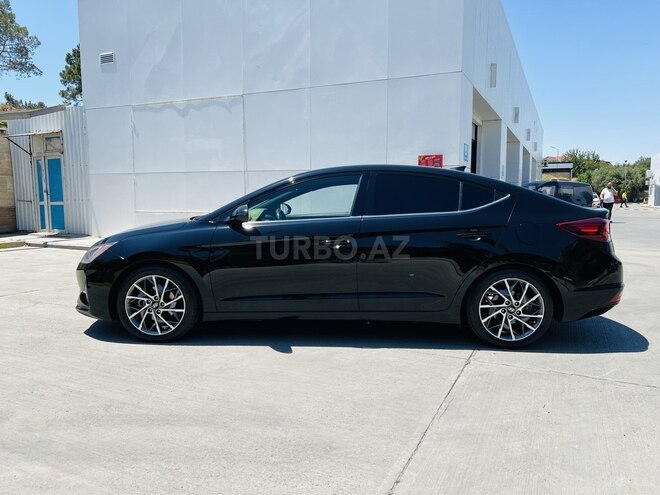 Hyundai Elantra 2019, 104,000 km - 2.0 l - Bakı
