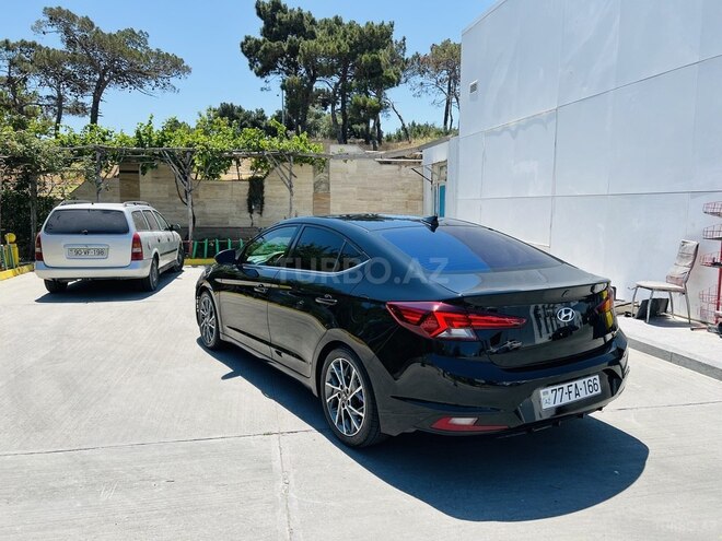 Hyundai Elantra 2019, 104,000 km - 2.0 l - Bakı